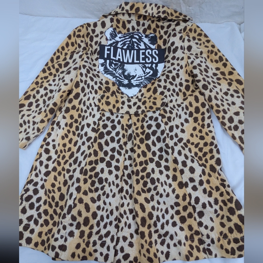 L.A.M.B. Leopard Print Wool Coat in Tan and Black - Picture 9 of 11